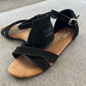 TOMS girls sandals youth size 1
